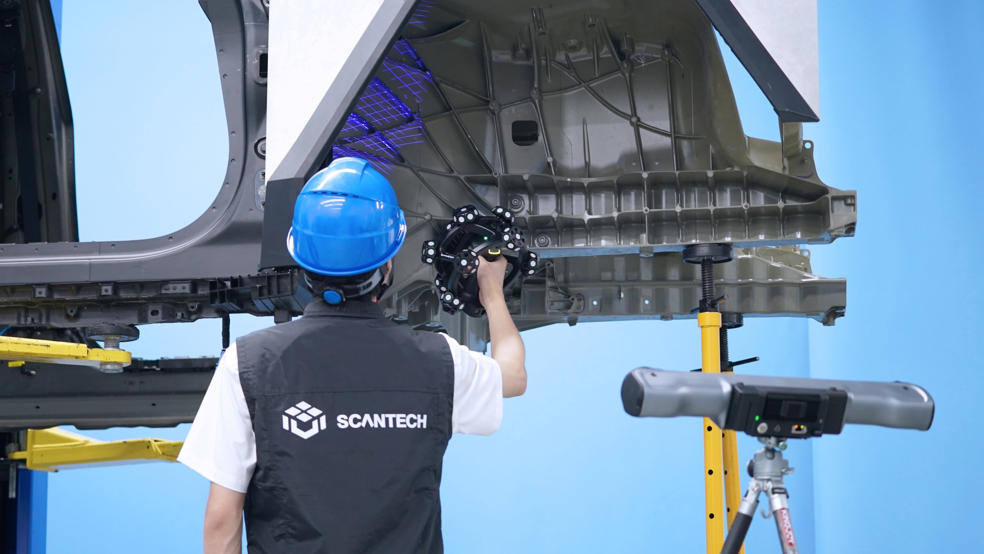 Blue vs White Light vs Laser Scanning: The Ultimate Guide